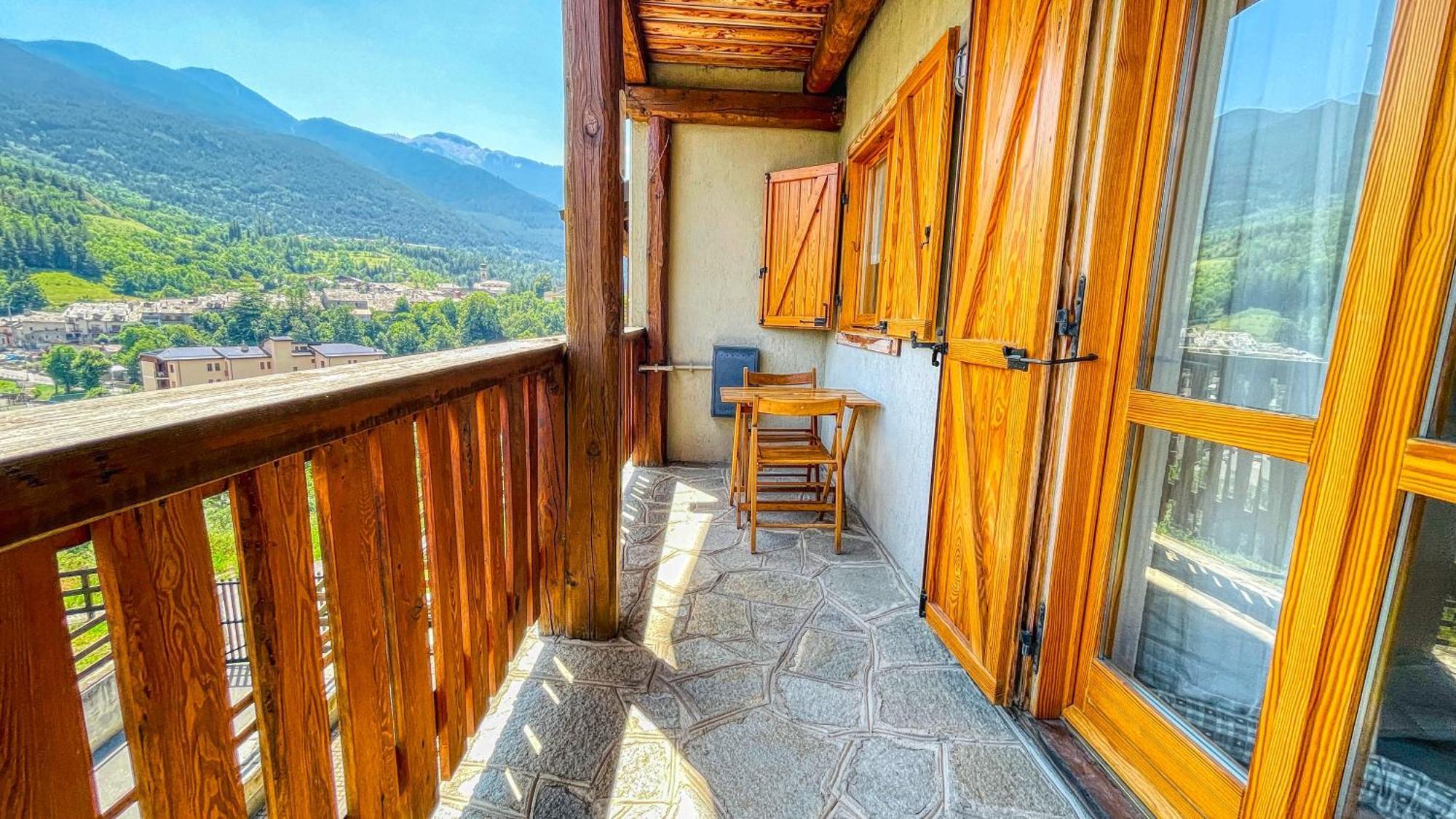 Appartamento Bellavista - Affitti Brevi Italia Oulx Exterior foto