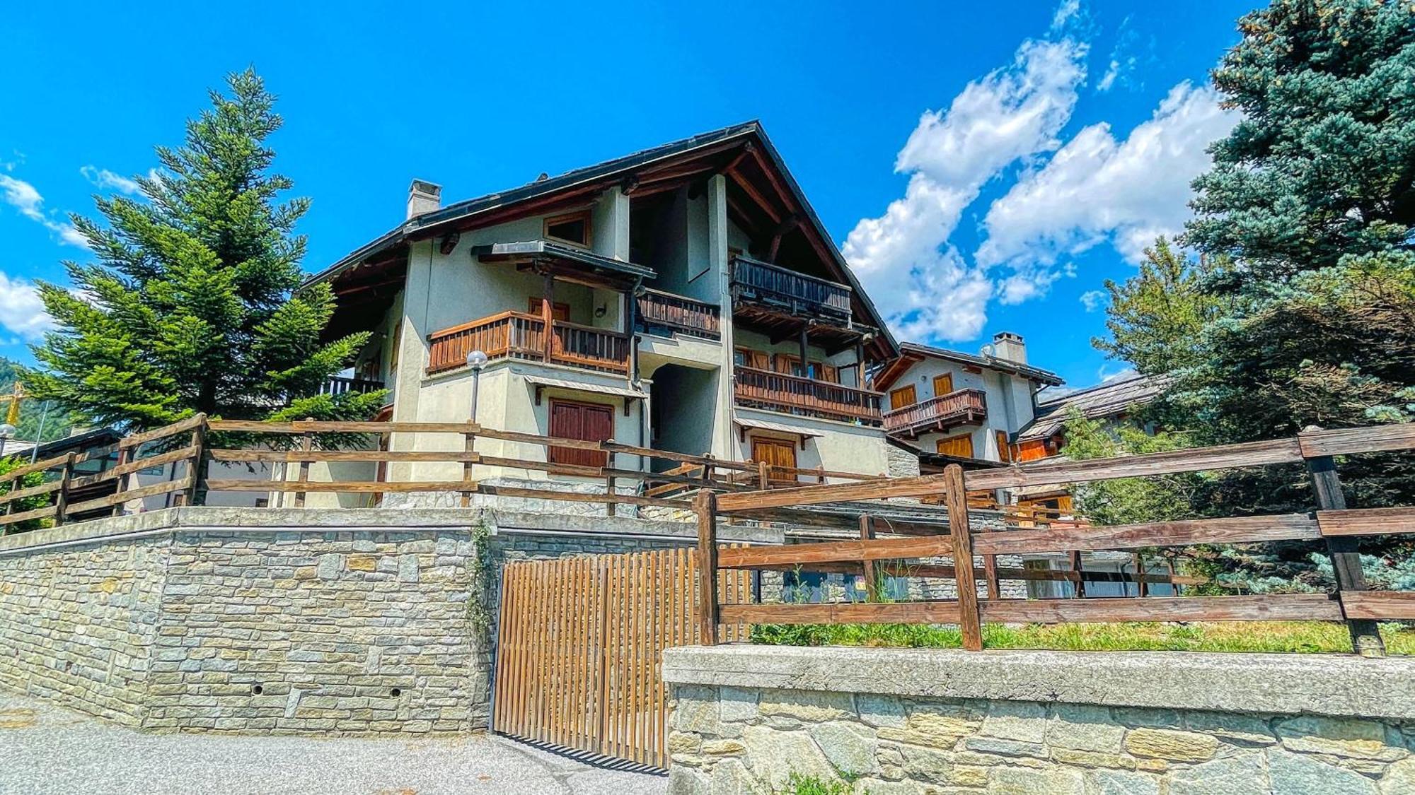 Appartamento Bellavista - Affitti Brevi Italia Oulx Exterior foto